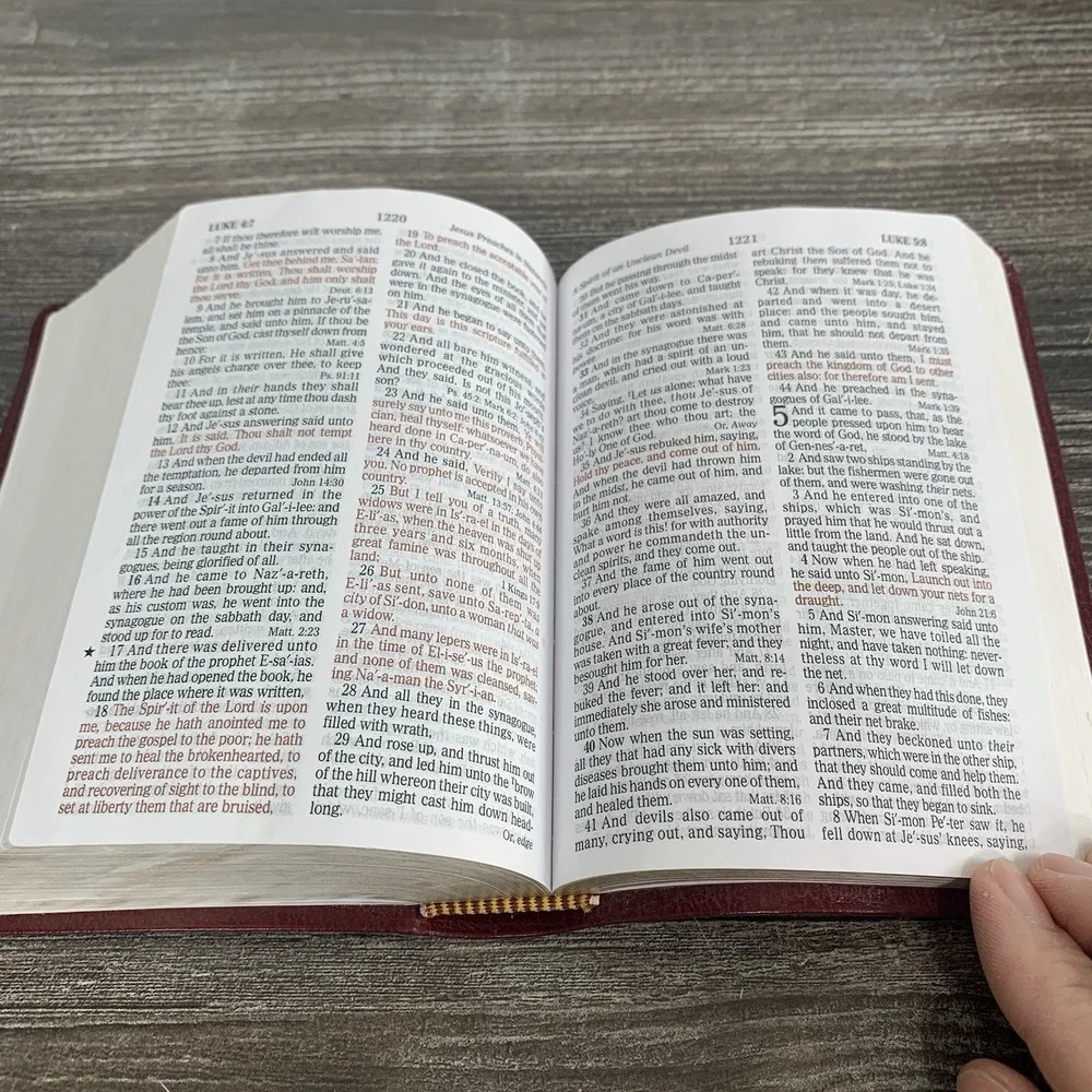 Holman KJV Burgundy Leather Large Print Compact Bible WOC in Red‎ Letter